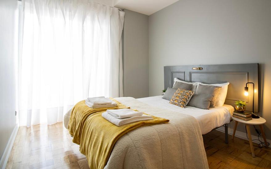 Sunny 4 Bedroom Apartment - With View โกอิมบรา ภายนอก รูปภาพ