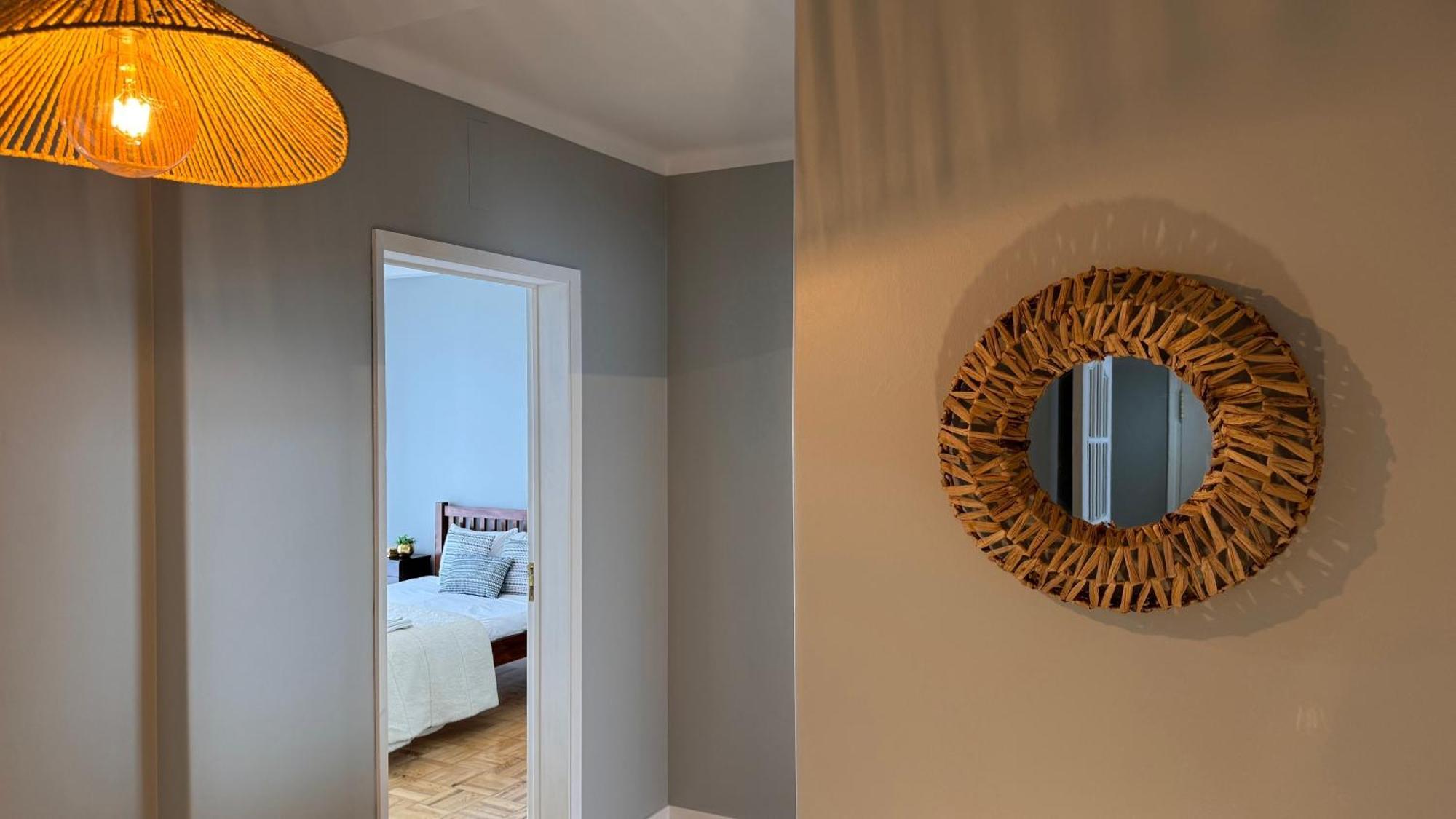 Sunny 4 Bedroom Apartment - With View โกอิมบรา ภายนอก รูปภาพ
